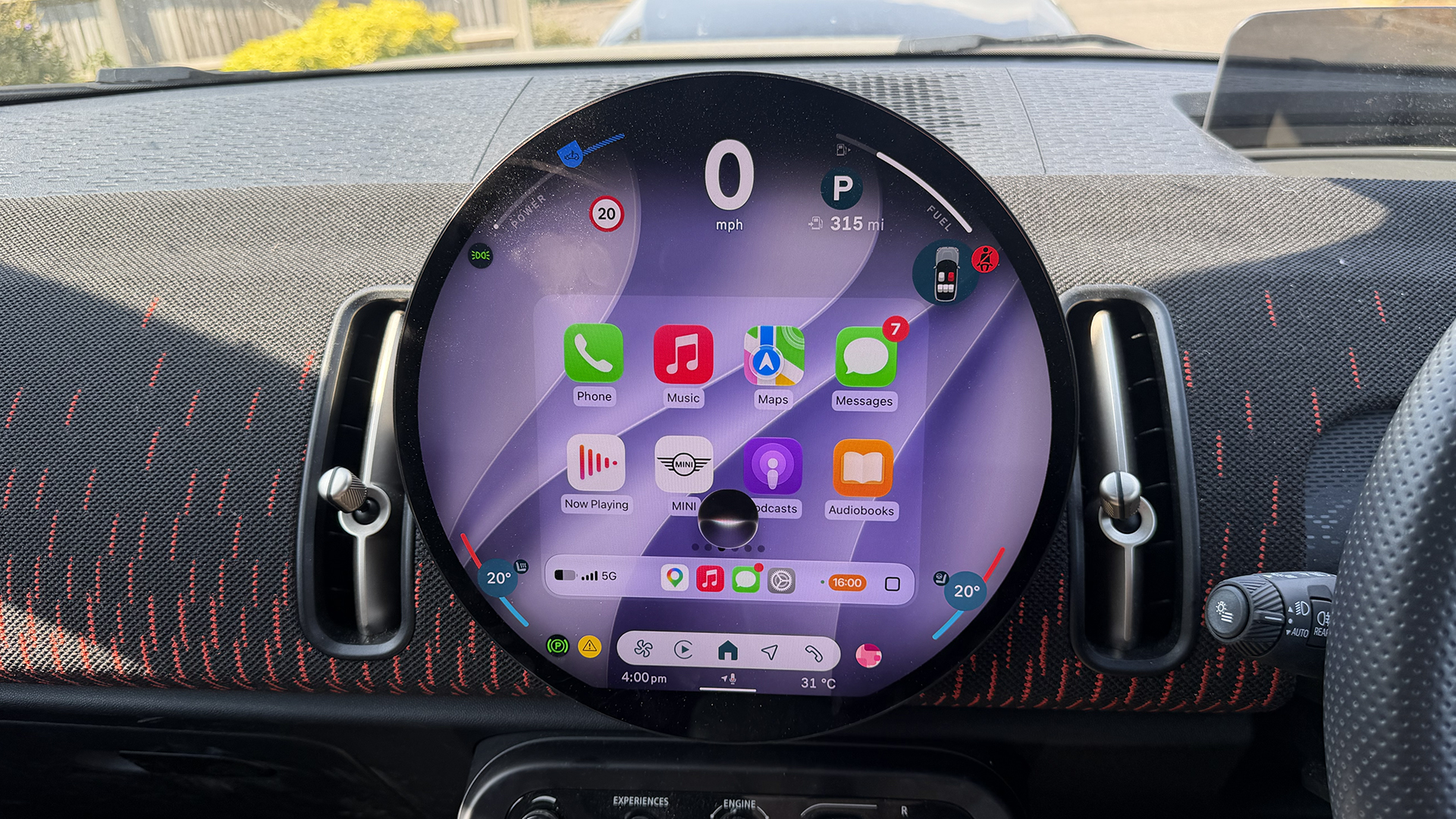 hidden carplay features