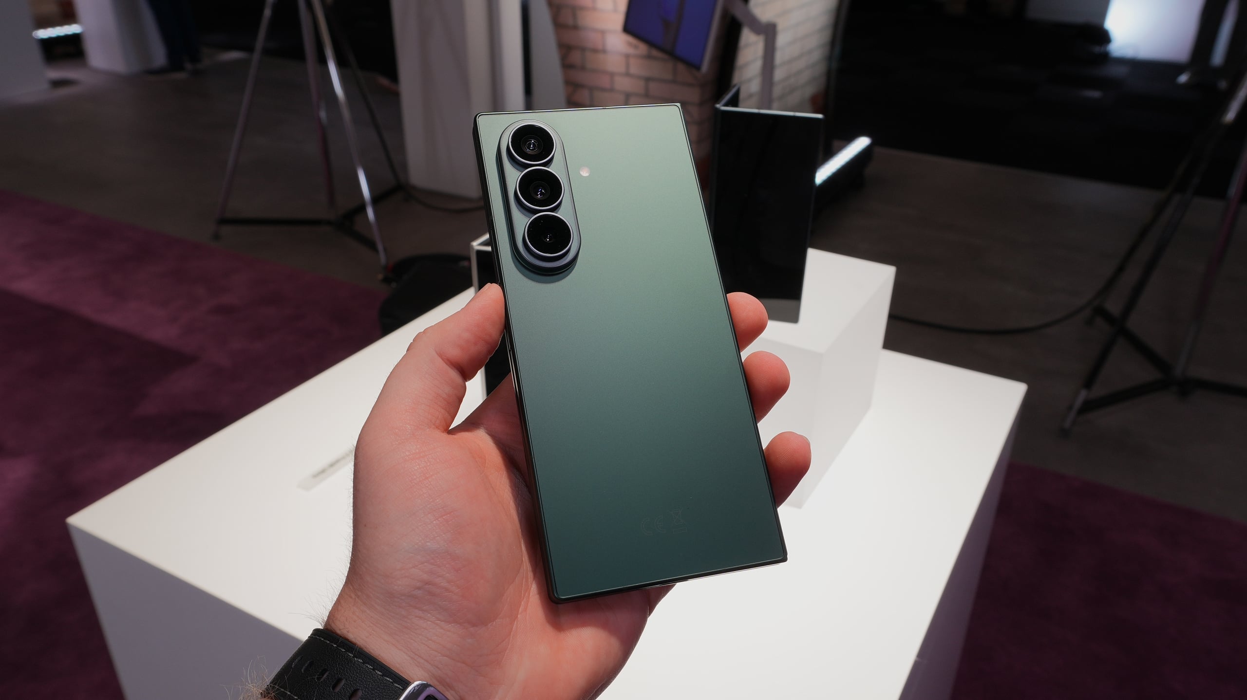 galaxy fold series