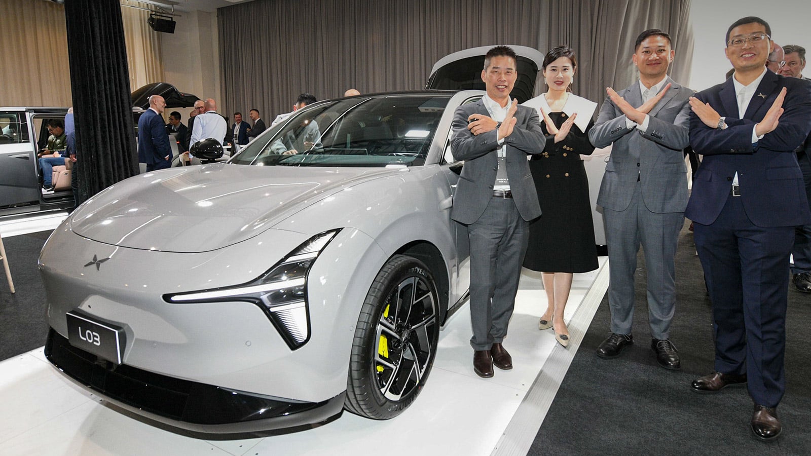 xpeng restarts australia