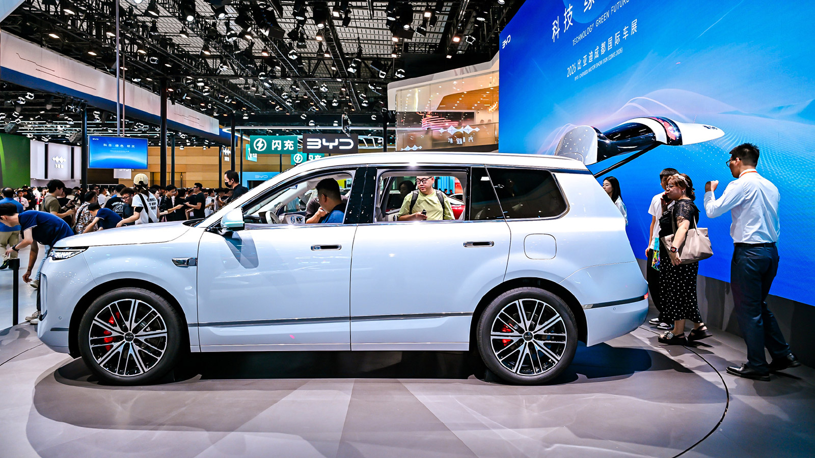 byd launch sealion
