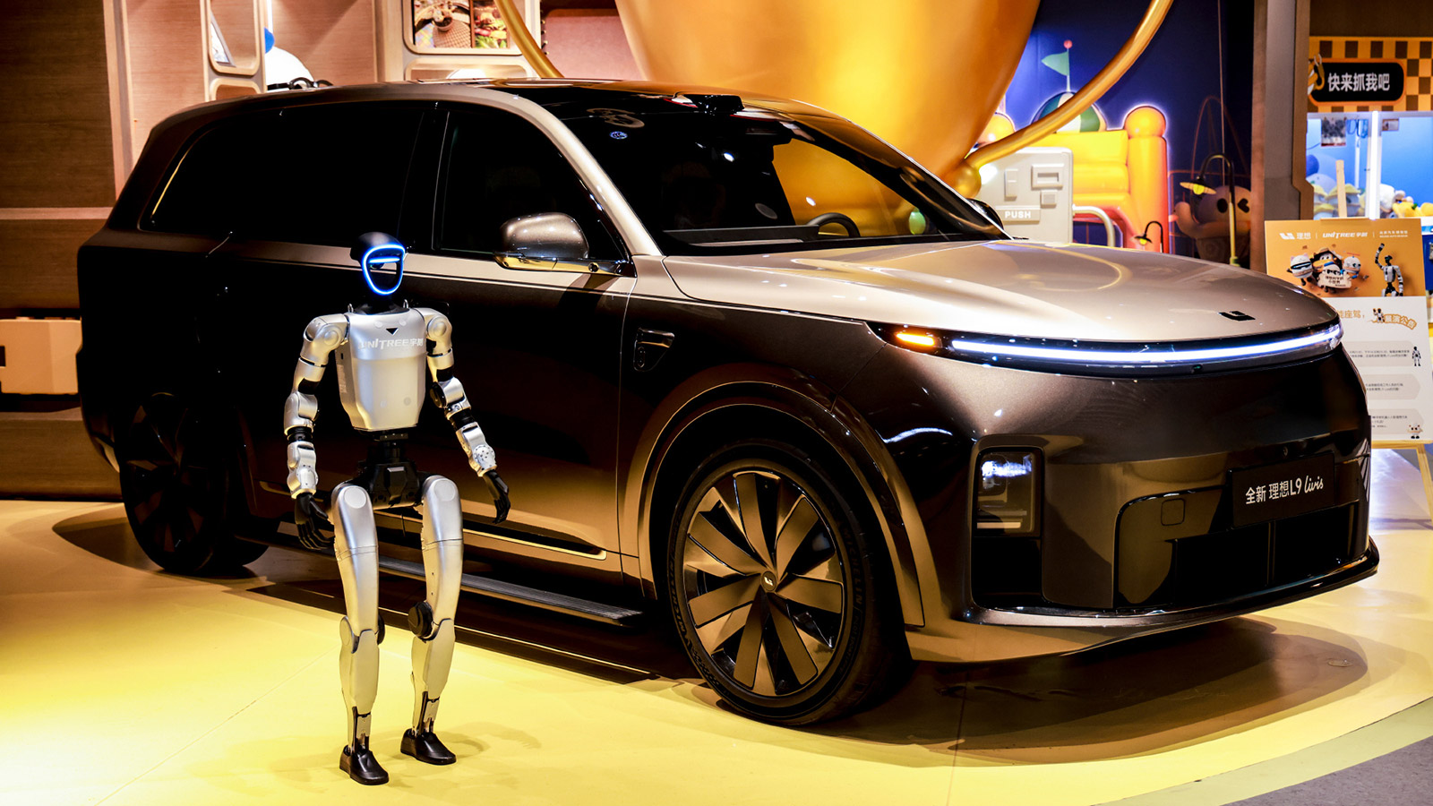 auto reportedly hires