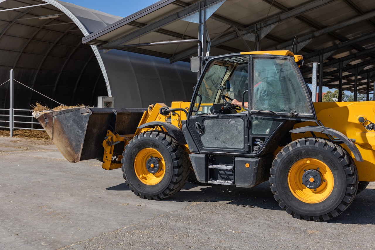 versatile telehandler tyre