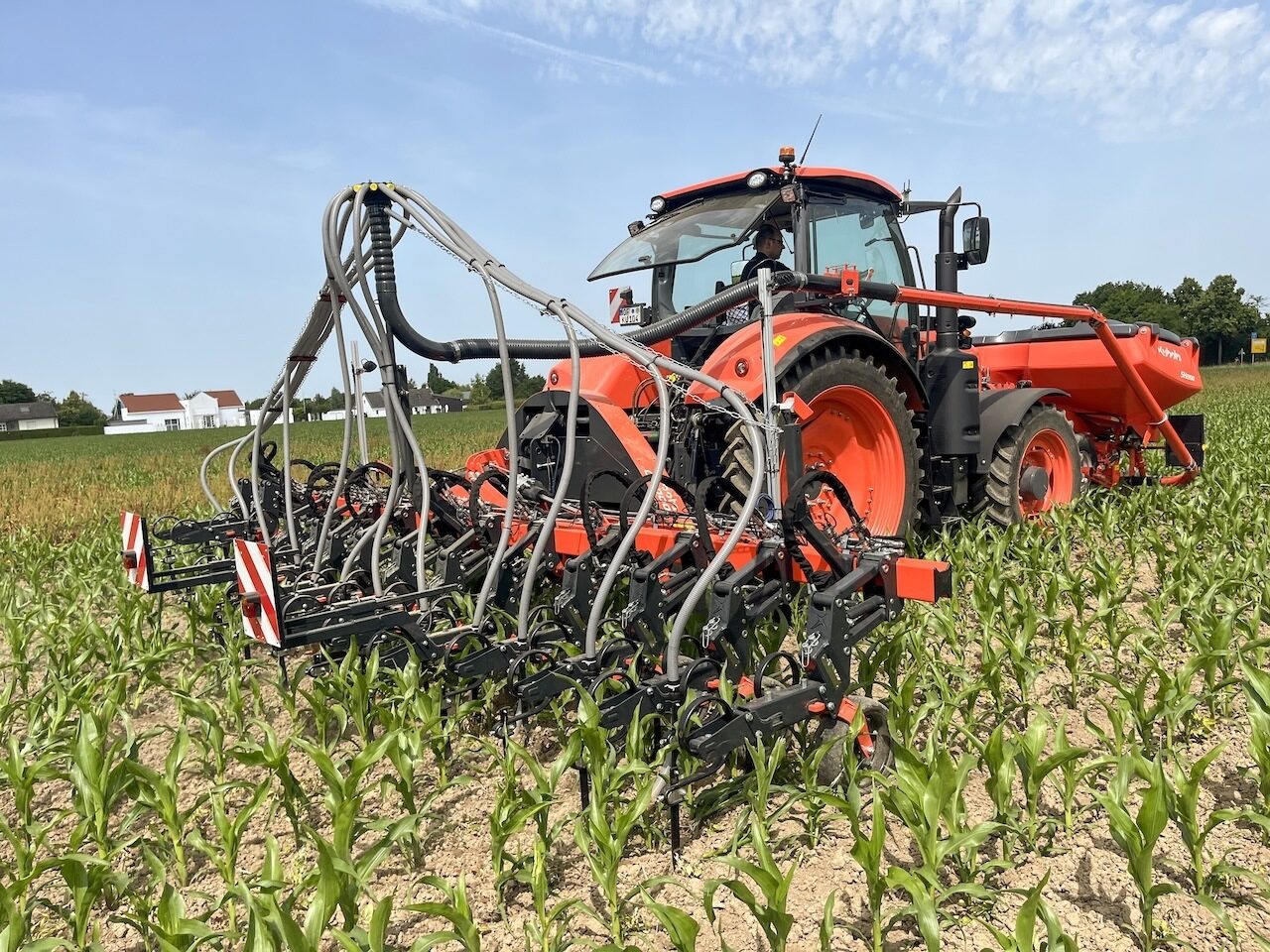 integrated seeding fertiliser