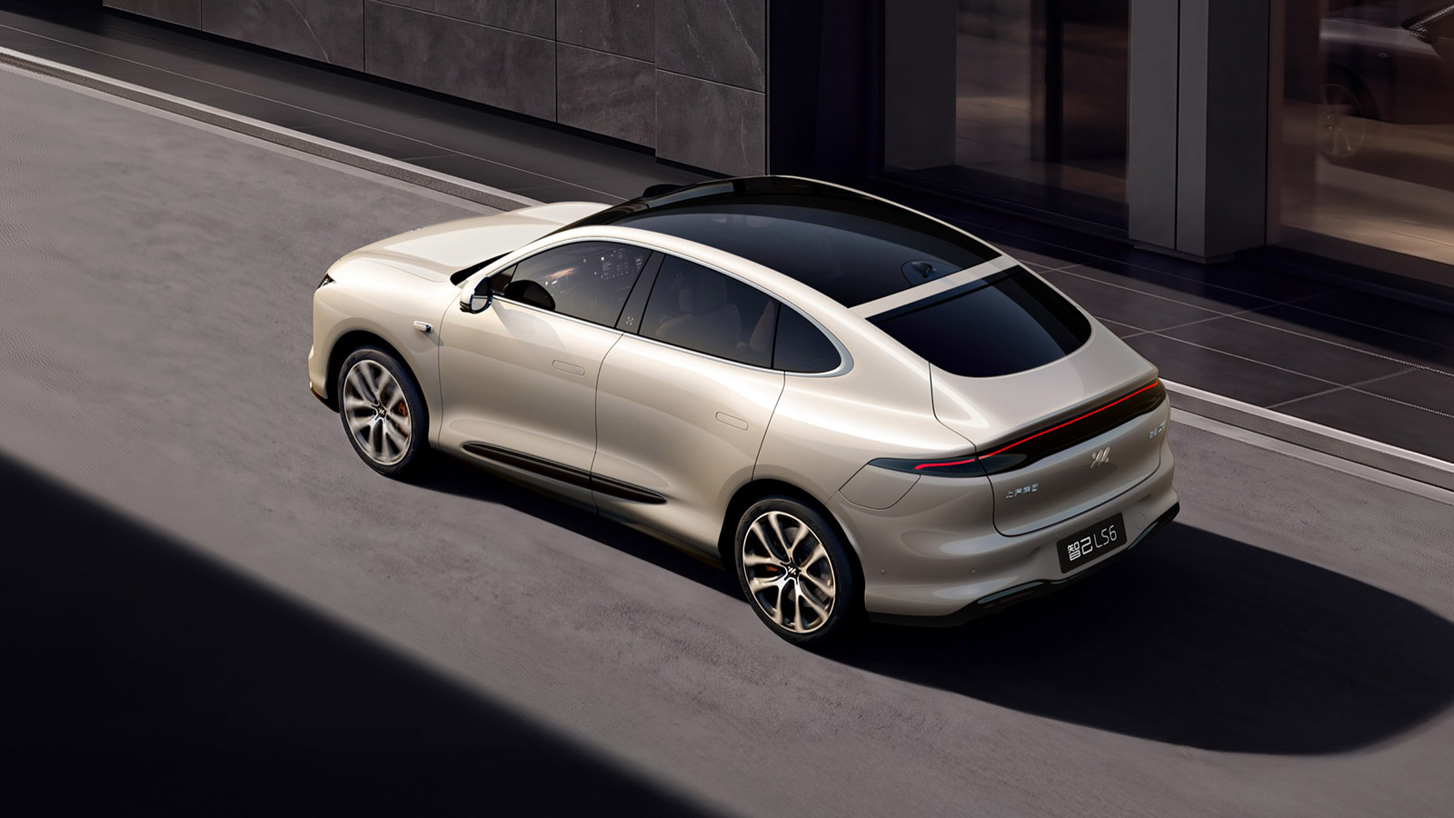 motors opens presales