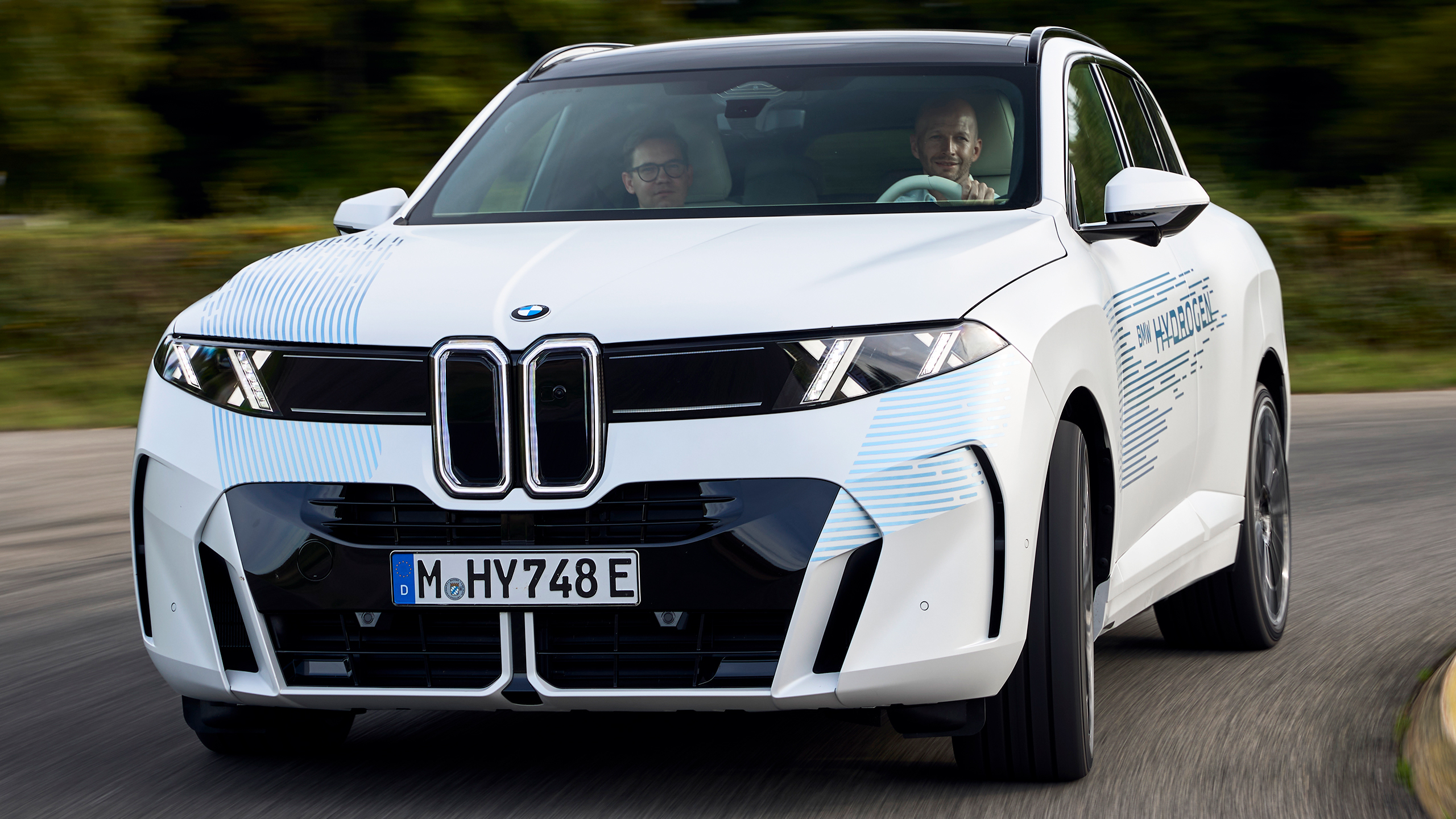 bmws hydrogen now