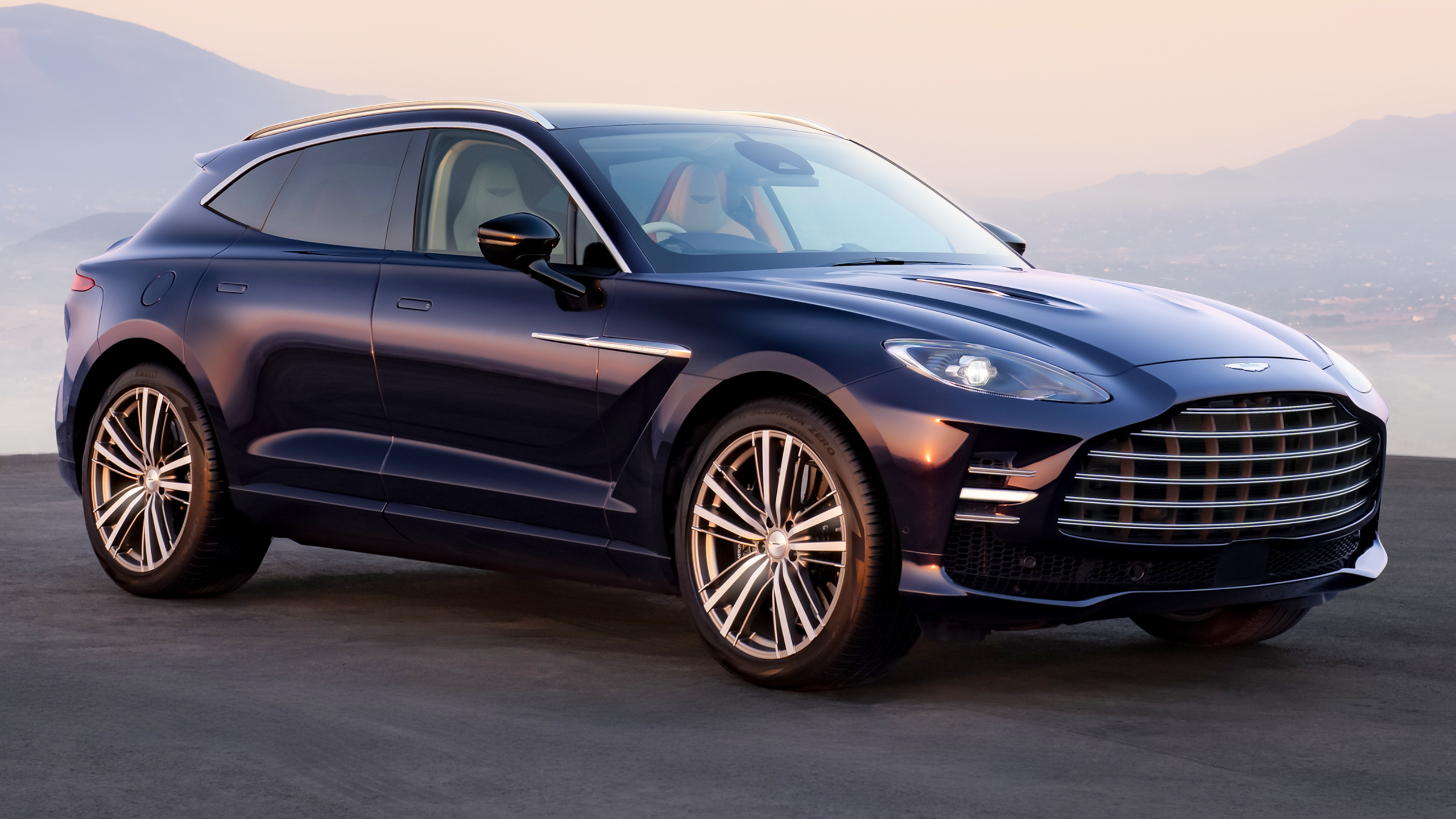 aston martins dbx