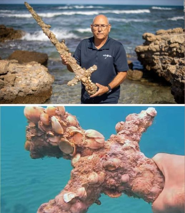 Israeli scuba diver discovers 900-year-old Crusader sword