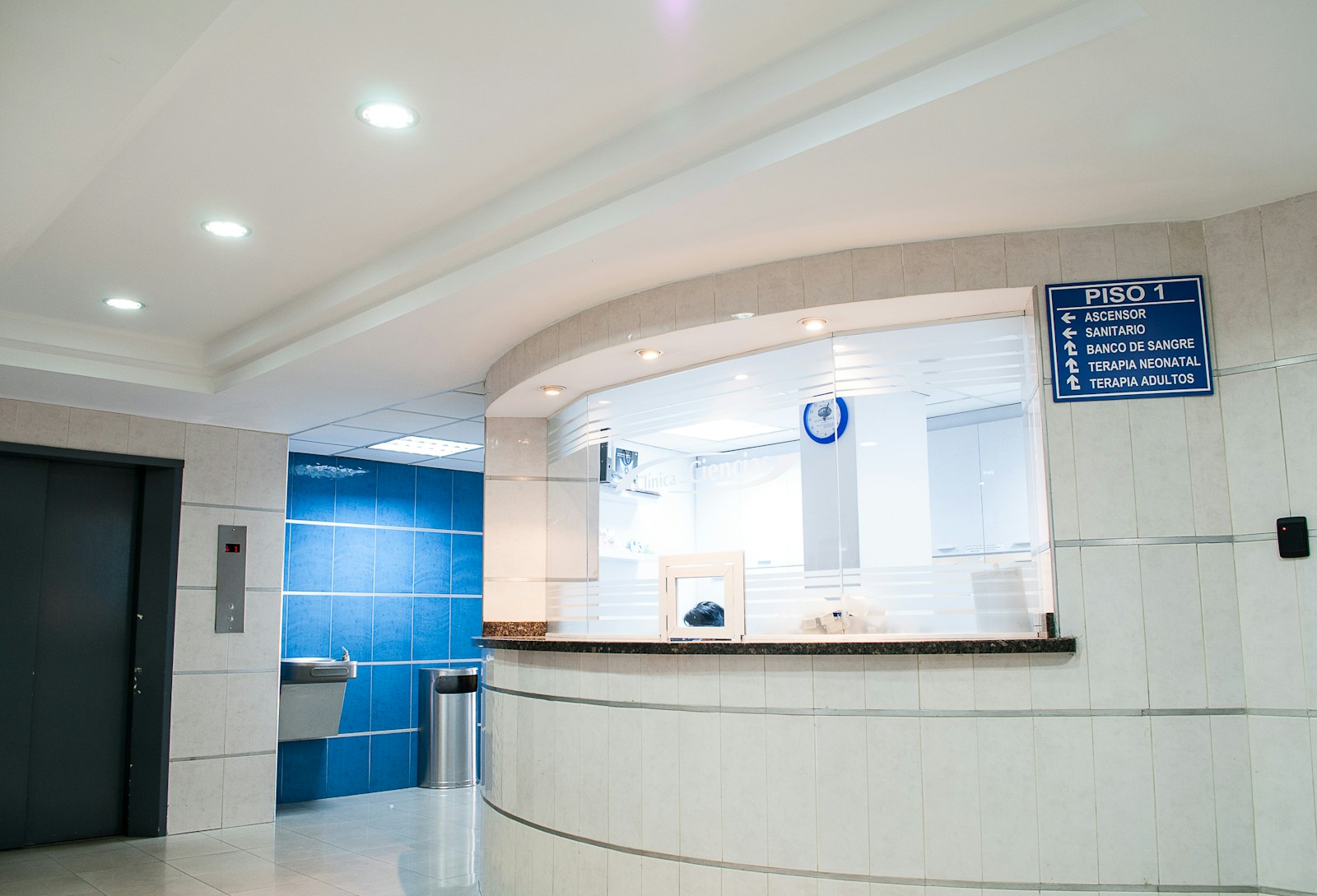 Mayom Hospital, Best ENT hospital in Gurgaon, ENT specialist in Gurgaon, ENT care, Ear, nose, and throat conditions, Surgical interventions, Hearing aids, Cochlear implants, Allergy treatment, Pediatric ENT care, Sleep apnea treatment, Dr. Manish Prakash, Comprehensive ENT care, ENT services, State-of-the-art technology
