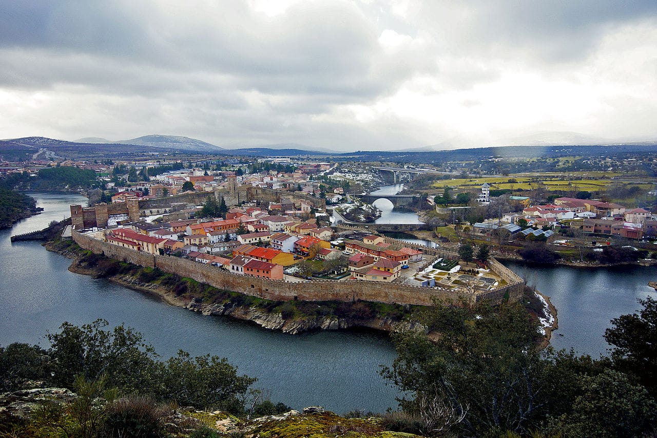 1 Buitrago del Lozoya. Vista panoramica.jpg