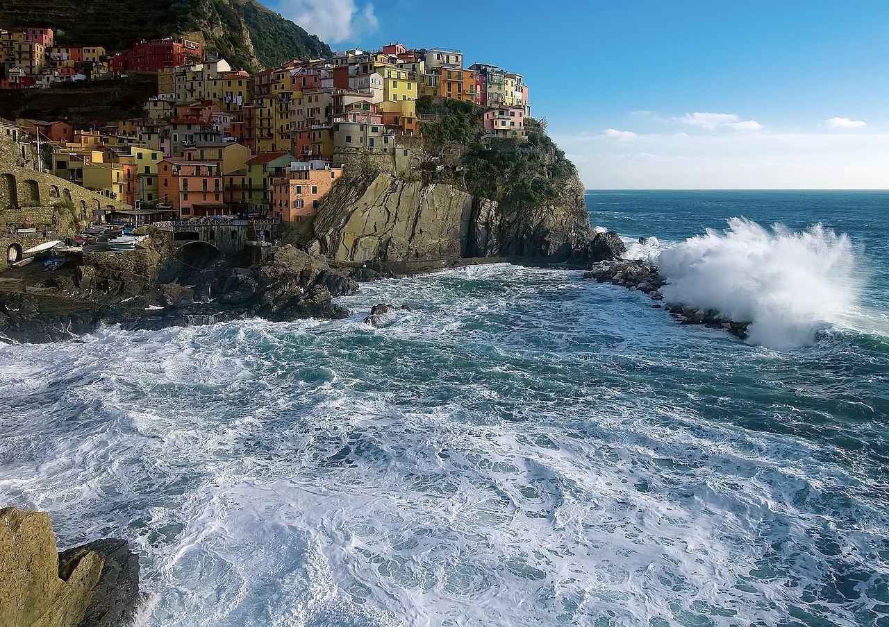 1 Manarola Panorama 1.jpg