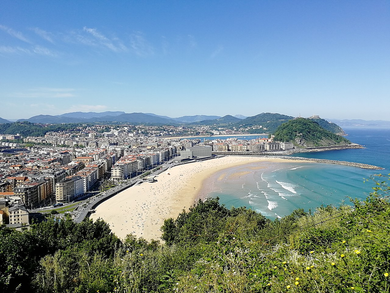 1 San Sebnastian 1 Donostia Uliatik.jpg
