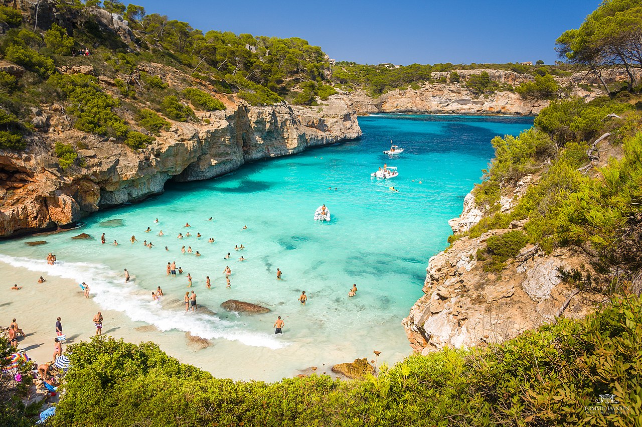 1 cala del moro.jpg