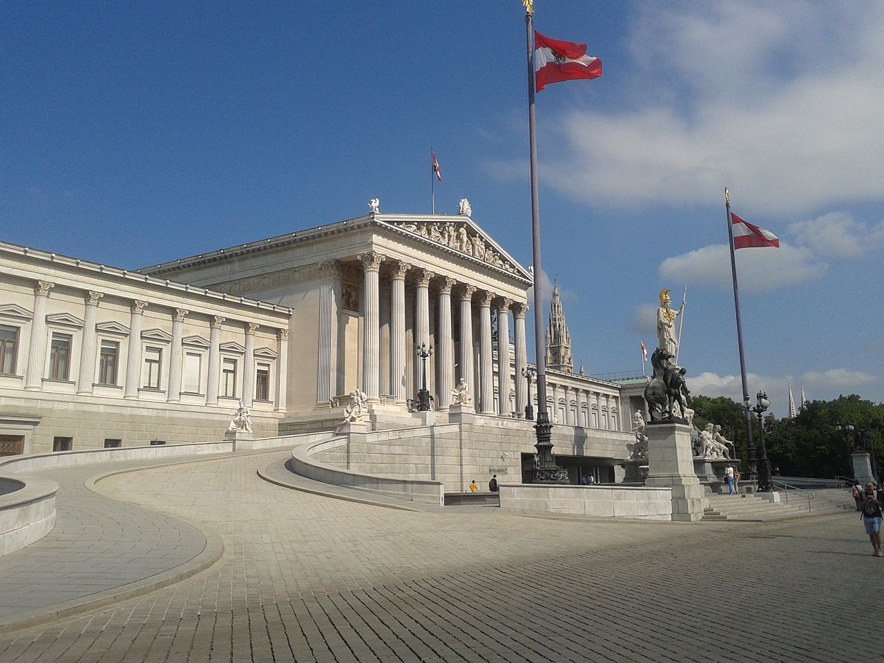 1 parlamento de Austria.jpg