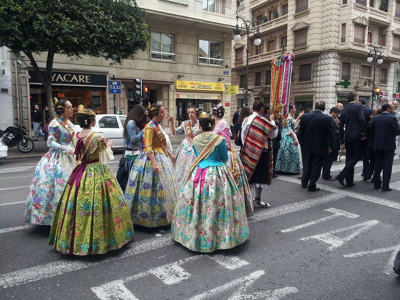1 traje fallera.jpeg