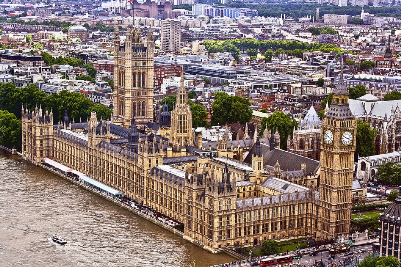 1024px Palace of Westminster Parliament House.jpg