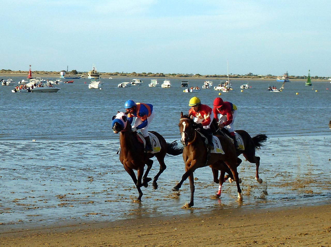 1280px Carreras de caballos en la playa de Sanlucar.jpg