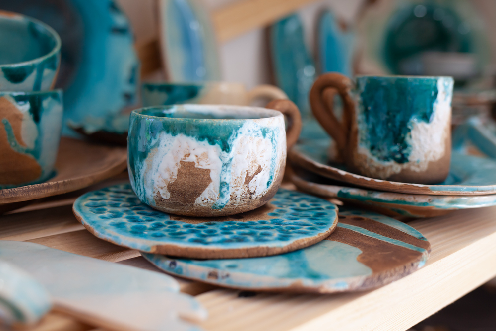 Handmade coffee mugs to sell online.png
