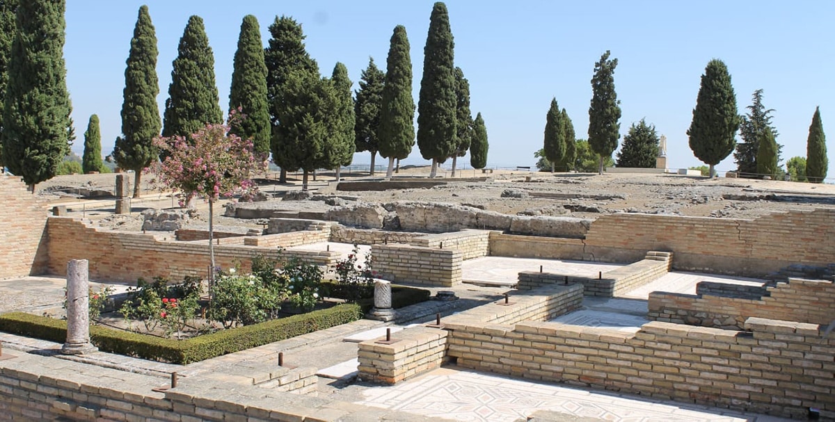 italica 4.jpg