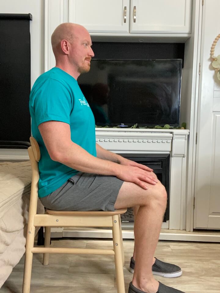 knee to chest stretch 1.jpg