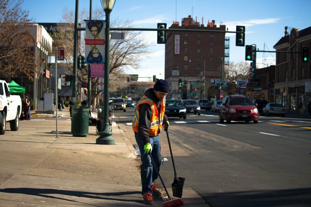 Get paid to pick up litter 1 1024x683.jpg