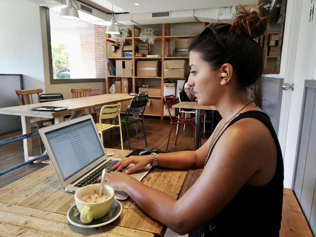 get paid to learn how to code 1024x768.jpg