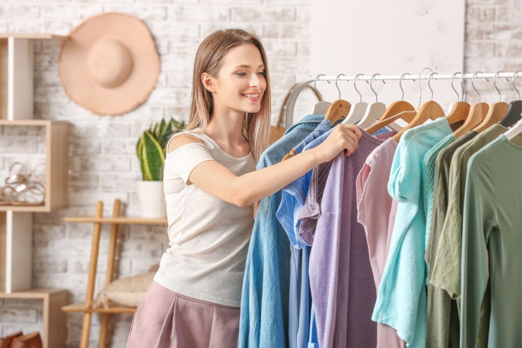 How to Get Free Clothing From Companies2 1024x683.jpg