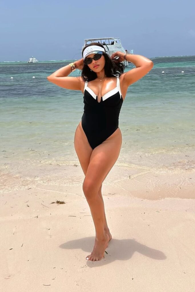 Beach Outfits 683x1024.jpg