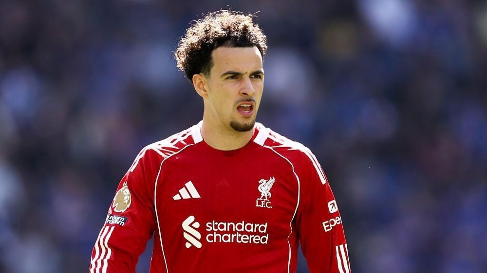 Liverpool giu lap truong manh me voi tuong lai Curtis Jones 2.jpg