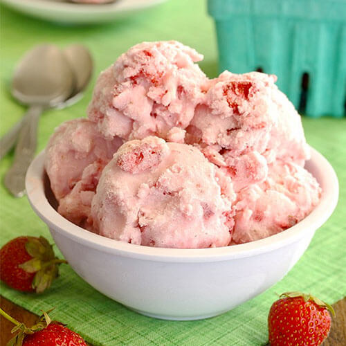 36 Egg-Free Ice Cream Recipes + 17 Toppings! 9 eggfree ice cream