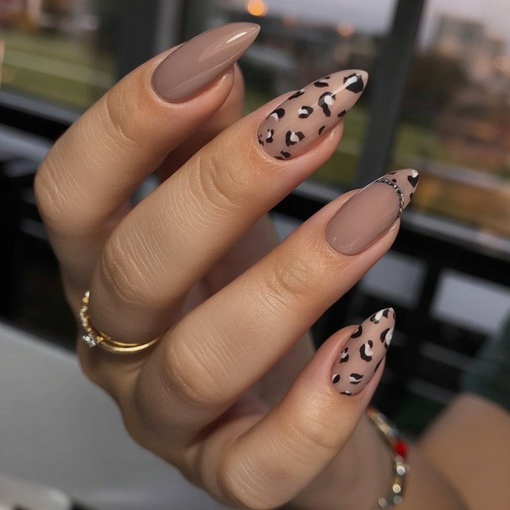 21 Fall Baddie Nails 2025 to Slay the Season in Style 5 fall baddie nails