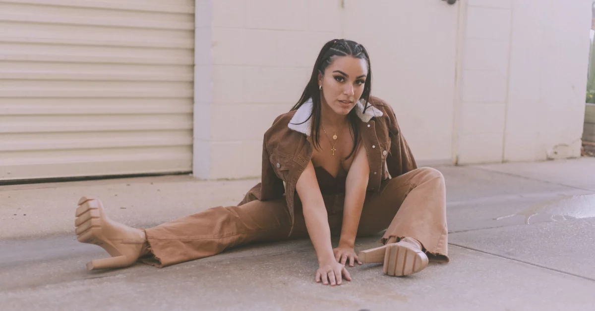 All Brown Outfit Obsession: 21 Cozy, Chic Looks You’ll Love 8 all brown outfit