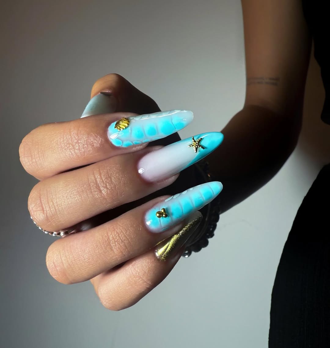 stunning sea nail