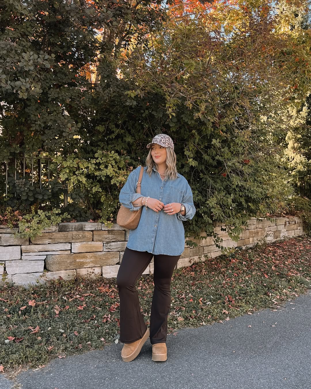 midsize fall outfit