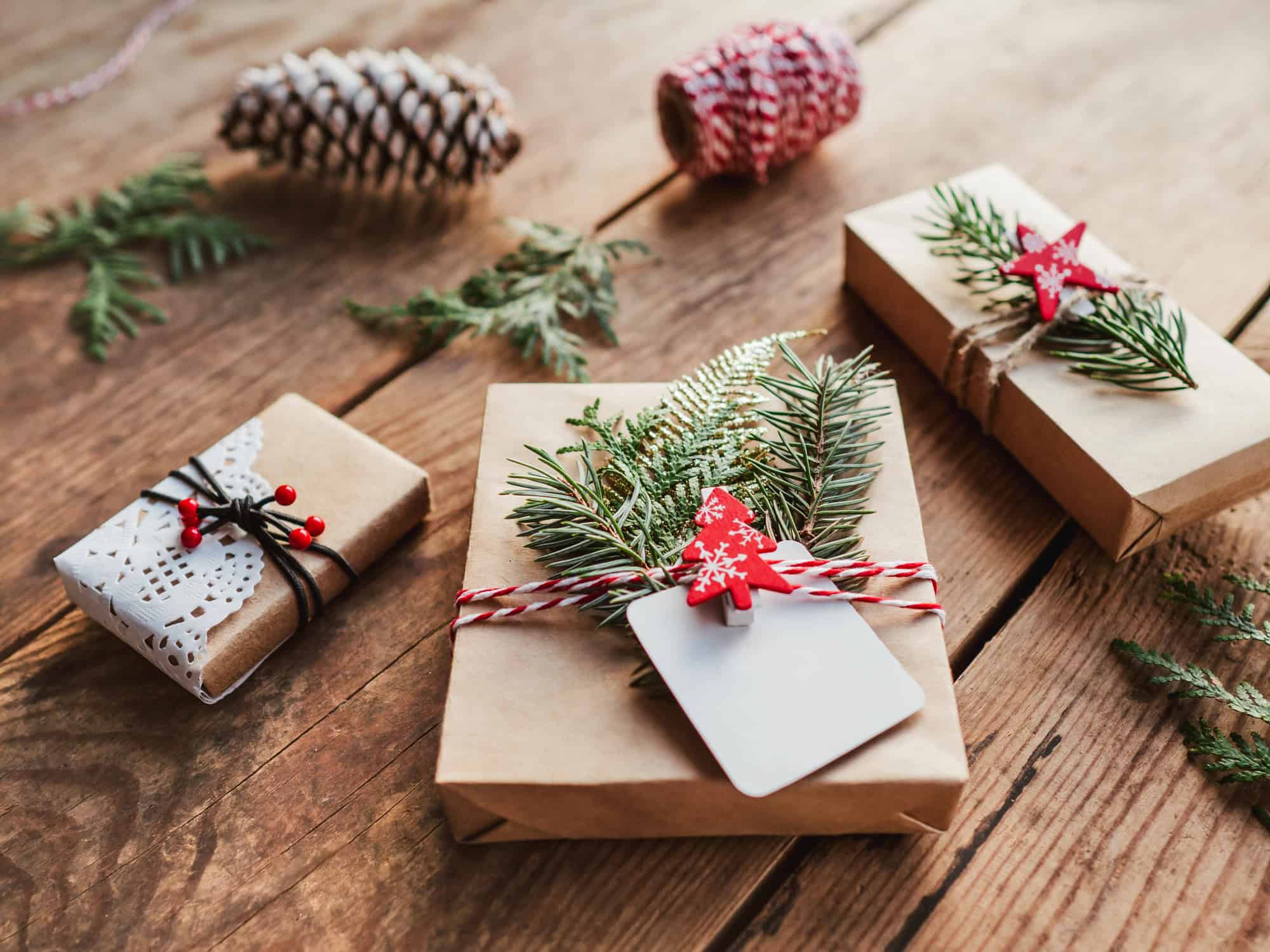 12 Homemade Christmas Gifts That Look Like You Spent a Fortune 3 homemade christmas gifts