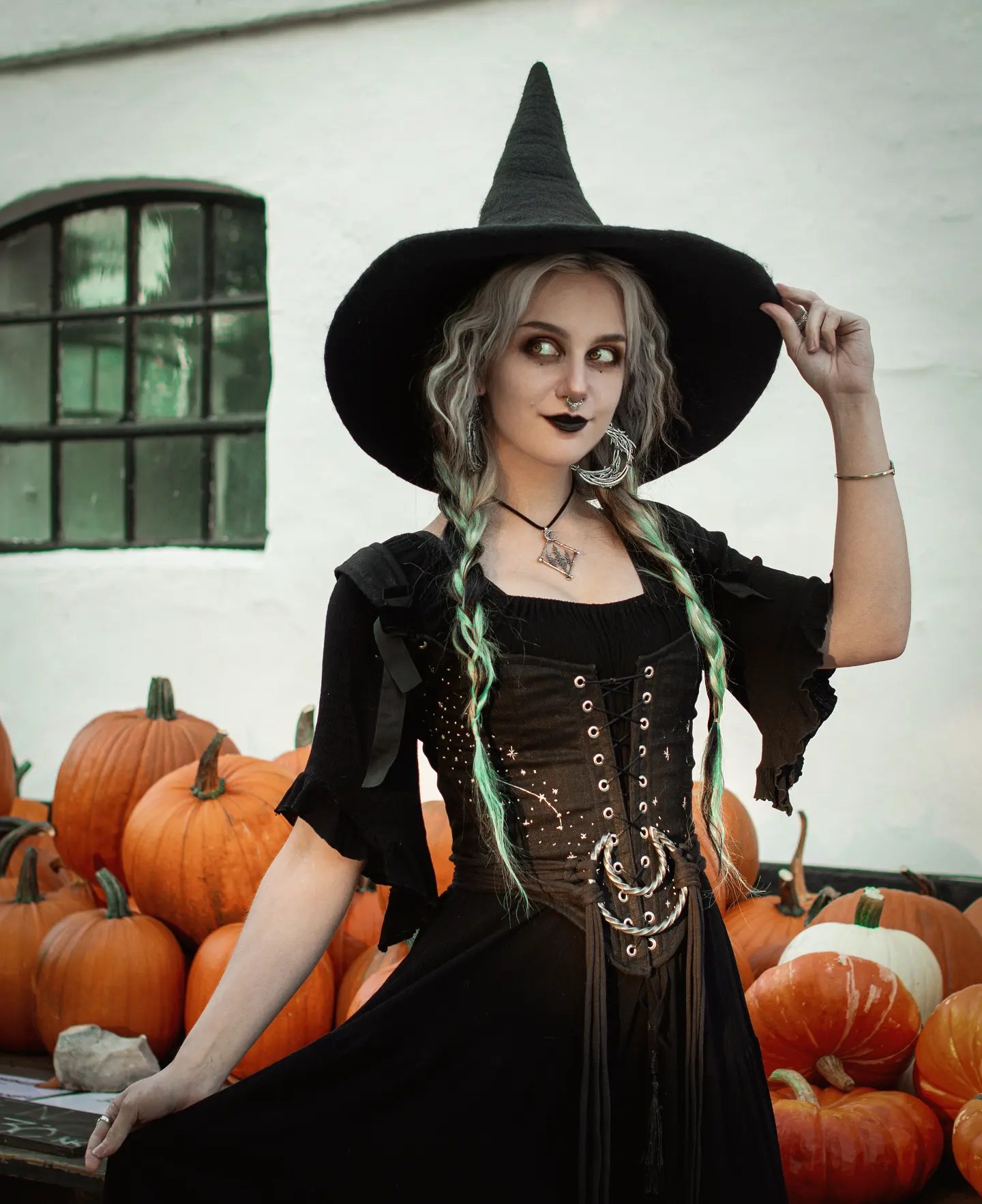 witchy outfit ideas
