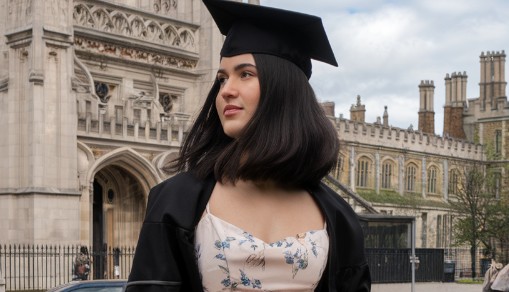 stunning graduation look