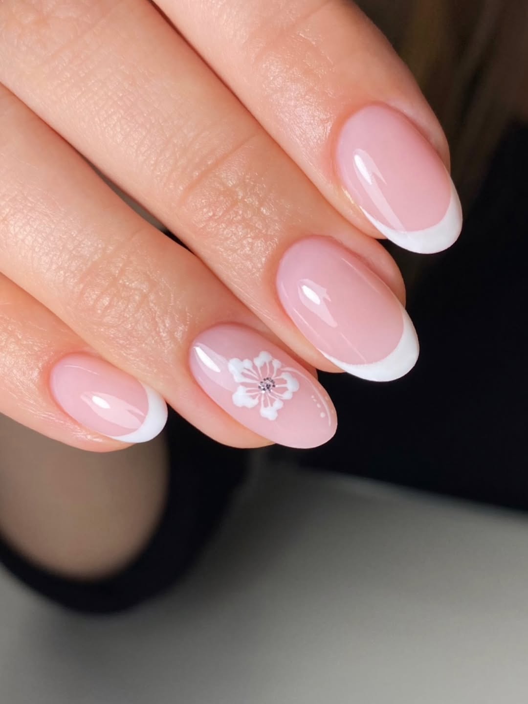 chic summer nail