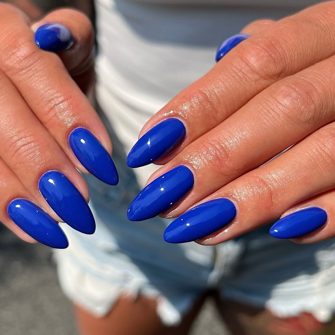 solid summer nail