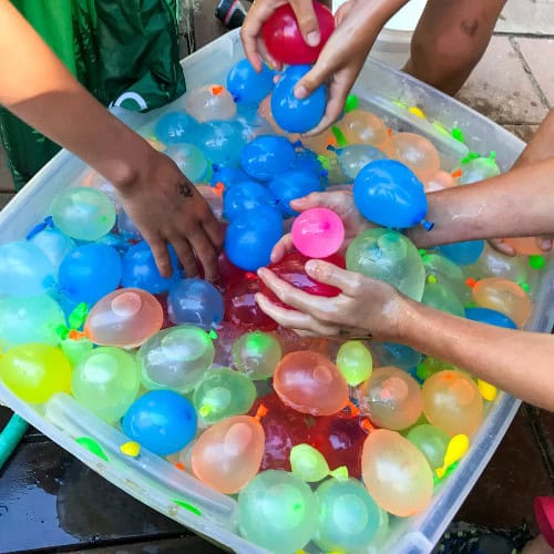 water balloon toss