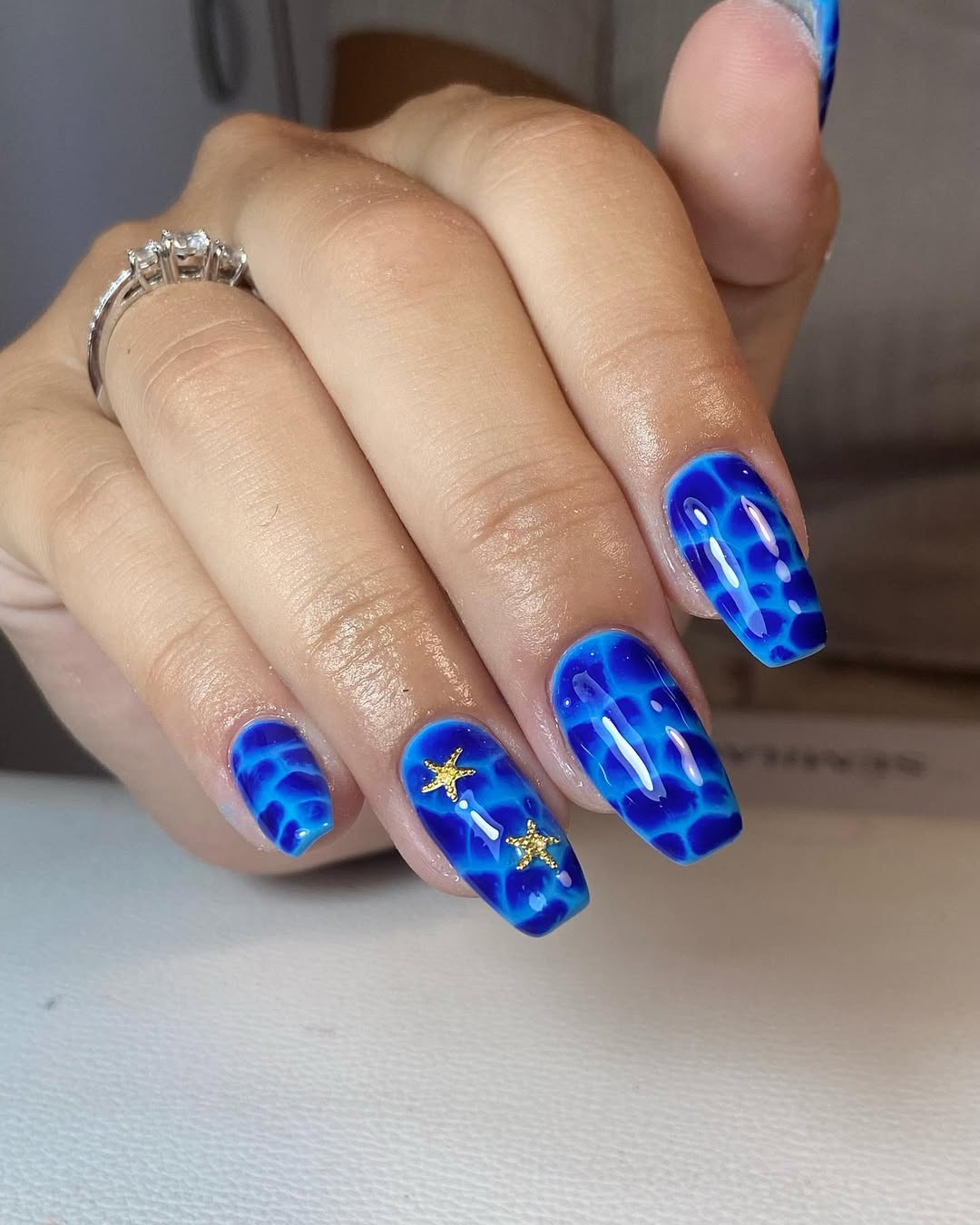 stunning sea nail