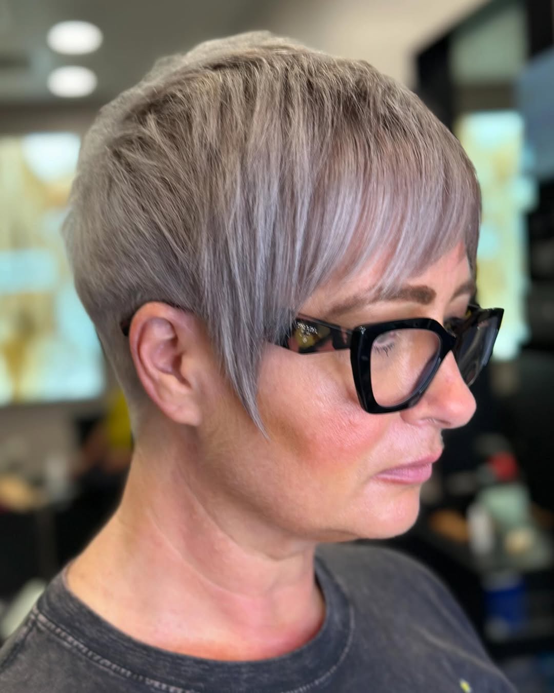 short hairstyles women